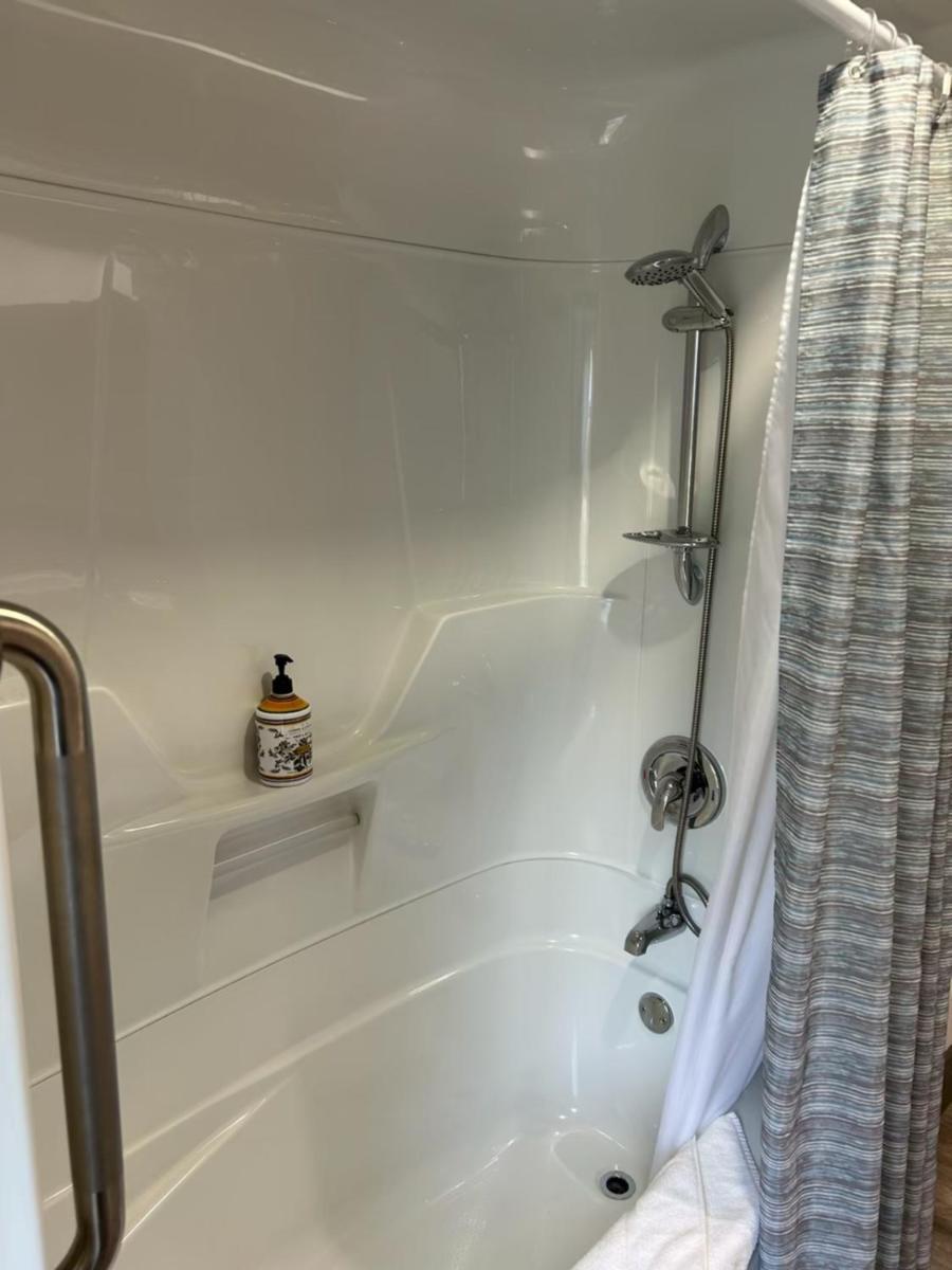 Petite Plaisance Appartements La Malbaie Luaran gambar