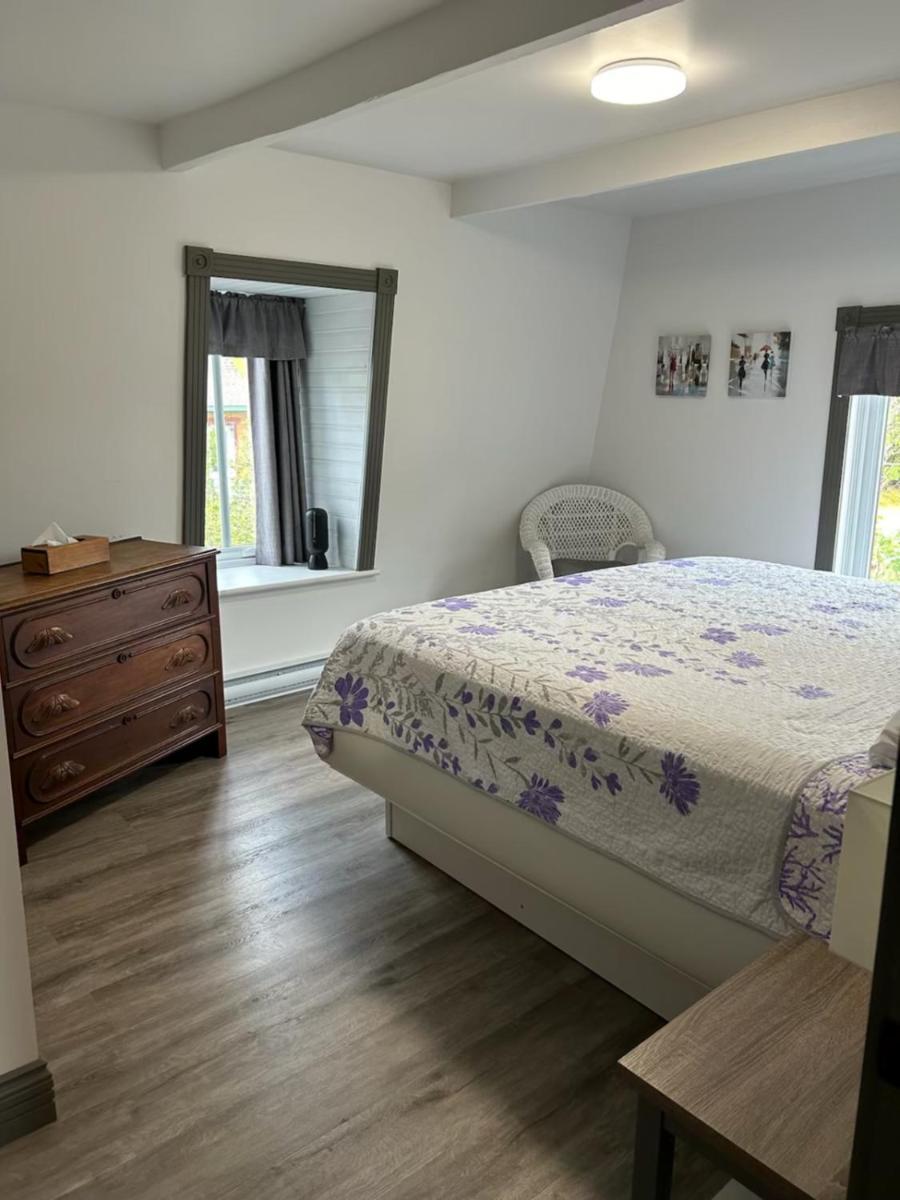 Petite Plaisance Appartements La Malbaie Luaran gambar